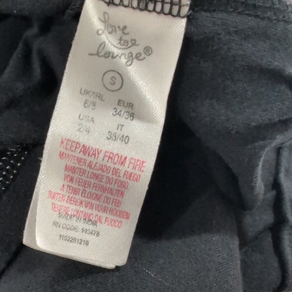 đź”– Disney Pajama Set - Picture 6 of 13